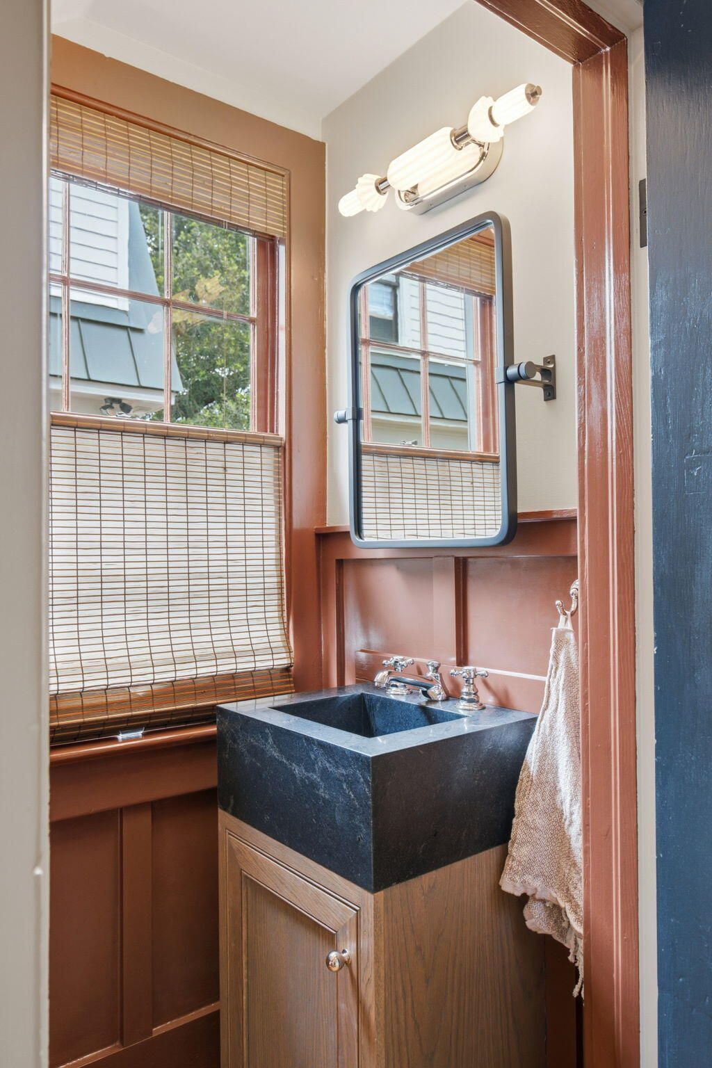 551 Huger Street Photo 32