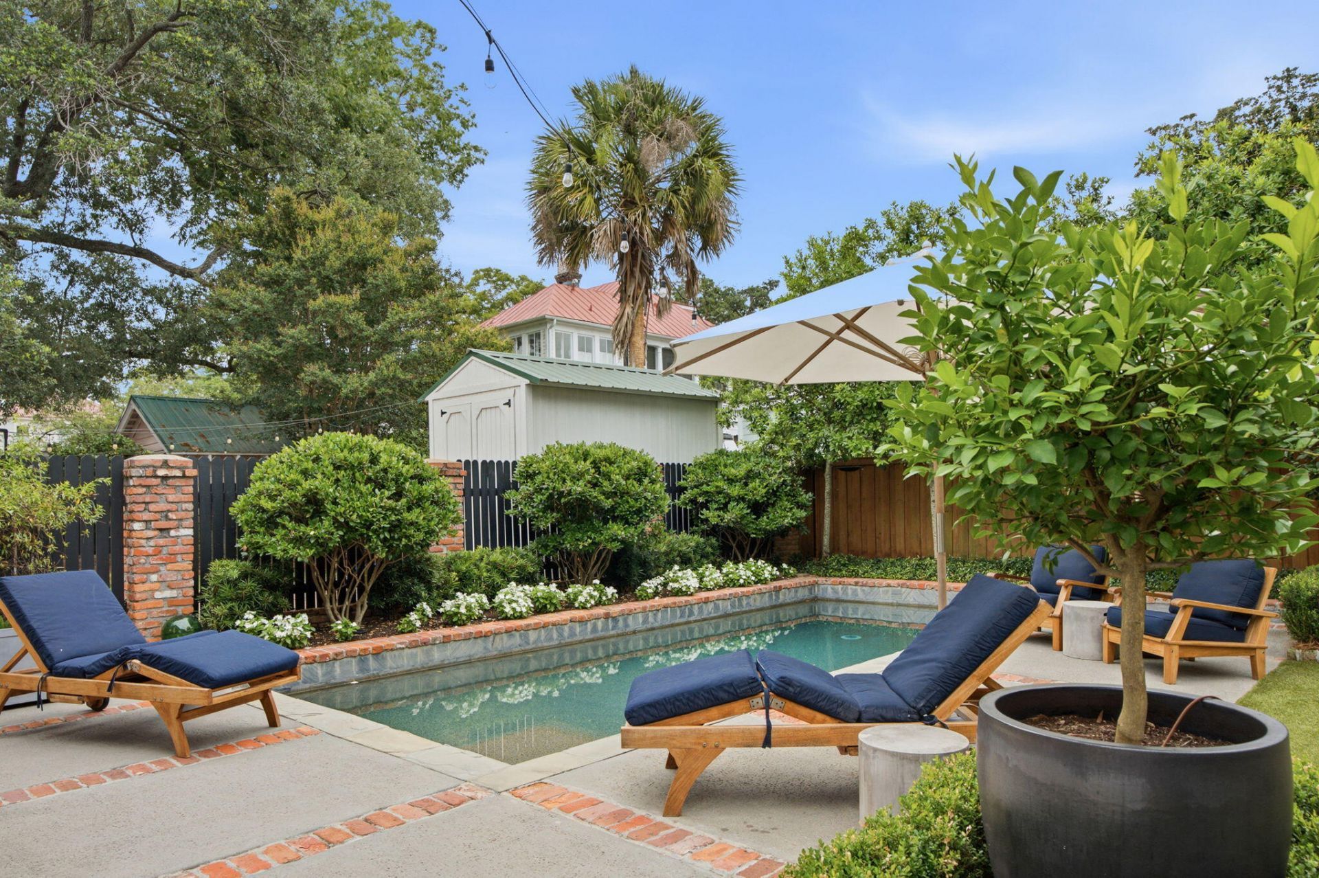 551 Huger Street Photo 57