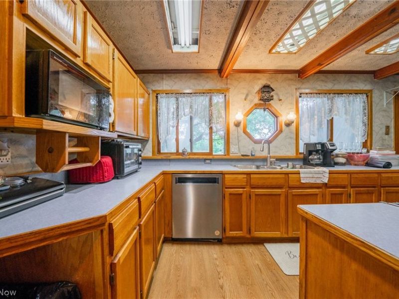 25360 Baker Road, Wellington, OH 44090 Photo 5