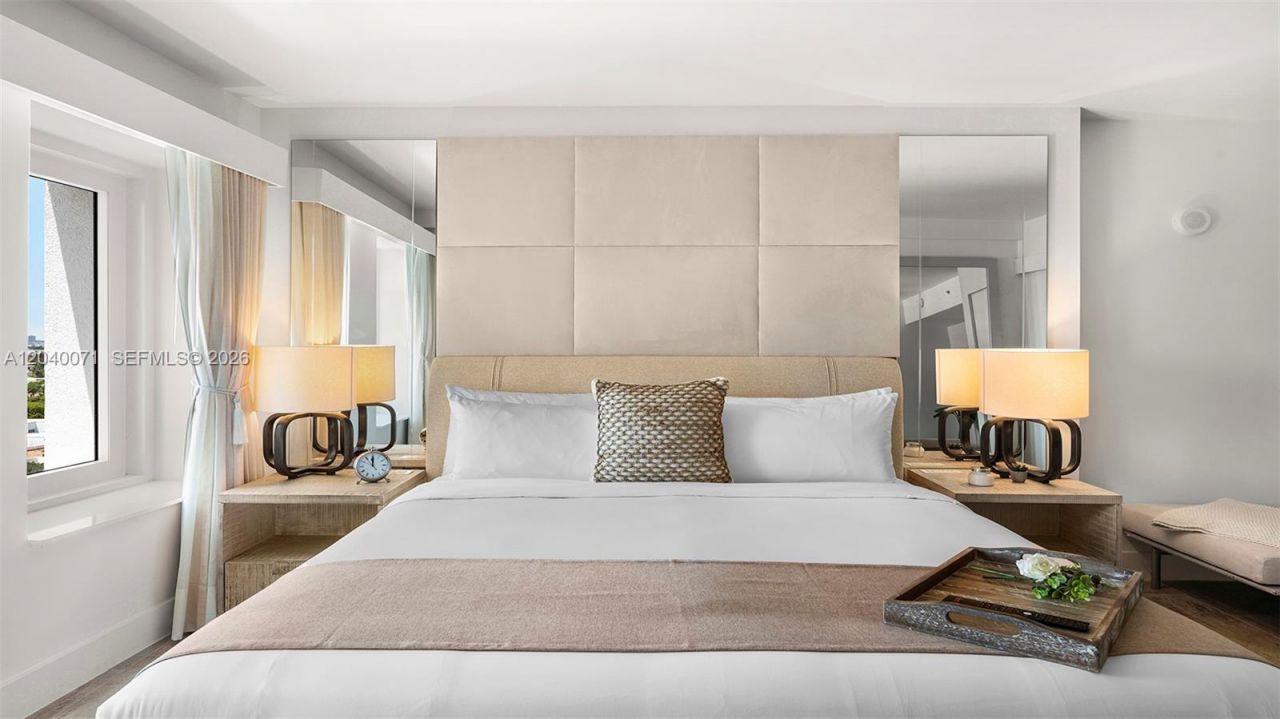 102 24 , Unit 1545, Miami Beach, FL 33139 Photo