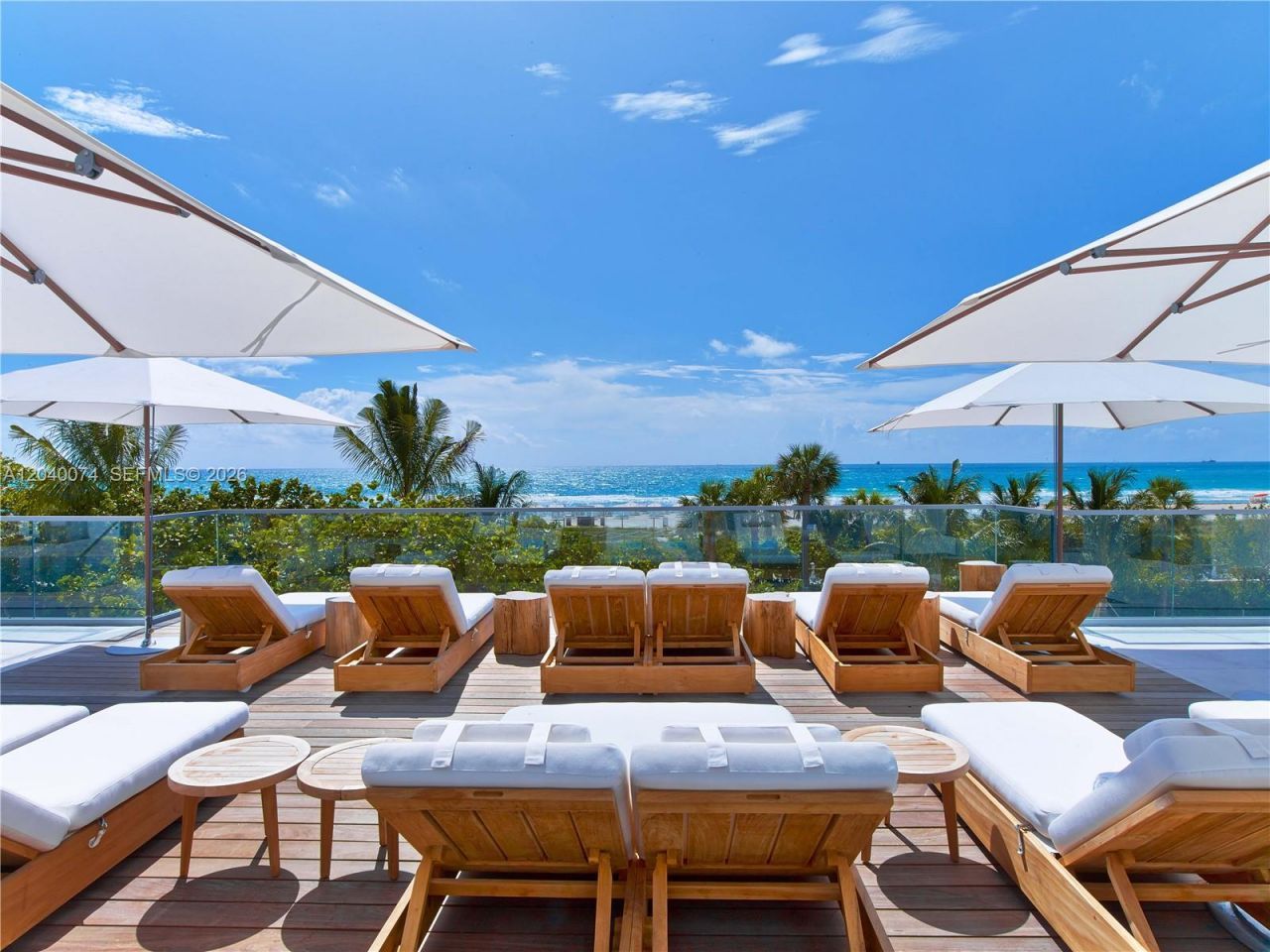 102 24 , Unit 1222, Miami Beach, FL 33139 Photo