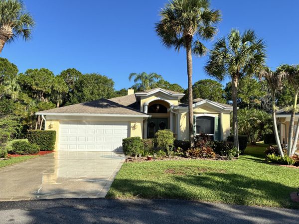 646 Venetto Court, Port St. Lucie, FL 34986