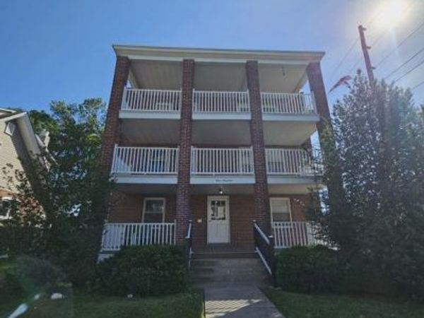 100 E 3RD STREET, Unit 3, LANSDALE, PA 19446