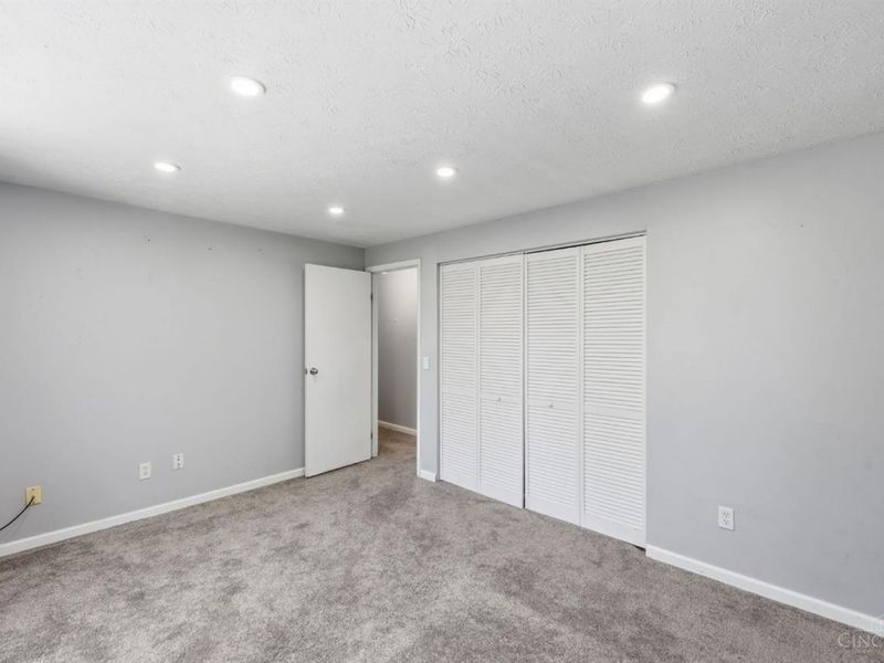 487 Brunswick Drive, Forest Park, OH 45240 Photo 17