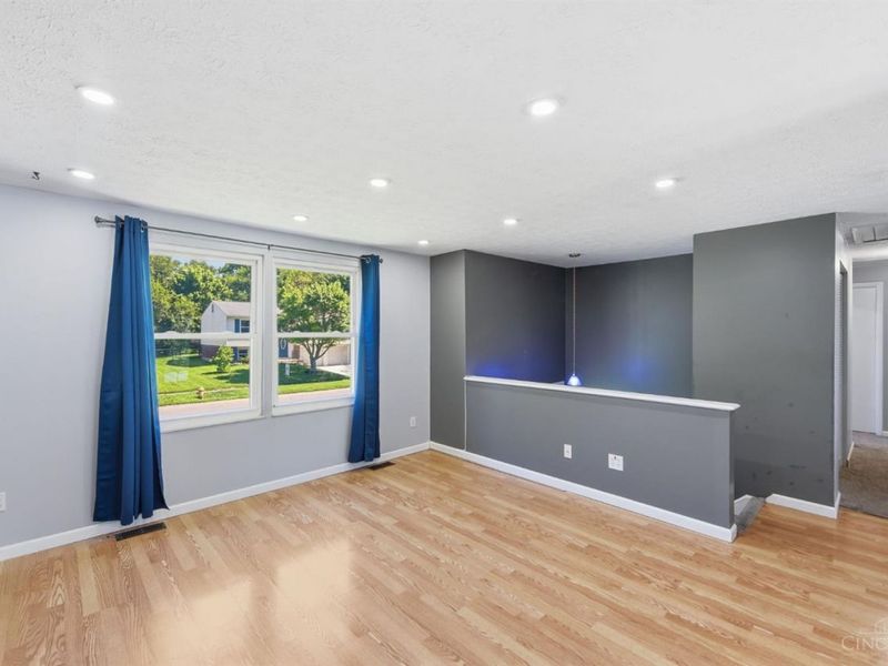 487 Brunswick Drive, Forest Park, OH 45240 Photo 5