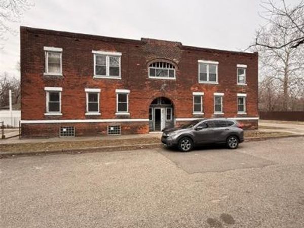 710 S Sloan Street, Detroit, MI 48209