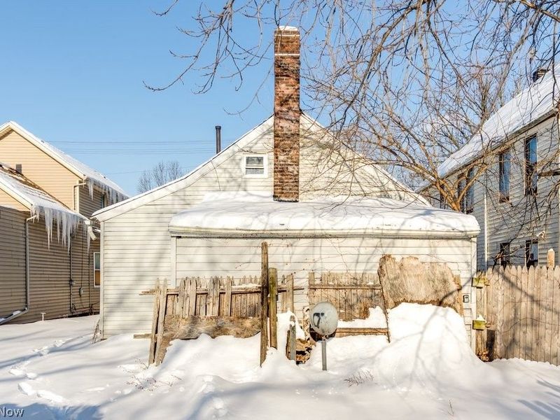 3646 Independence Road, Cleveland, OH 44105 Photo 4