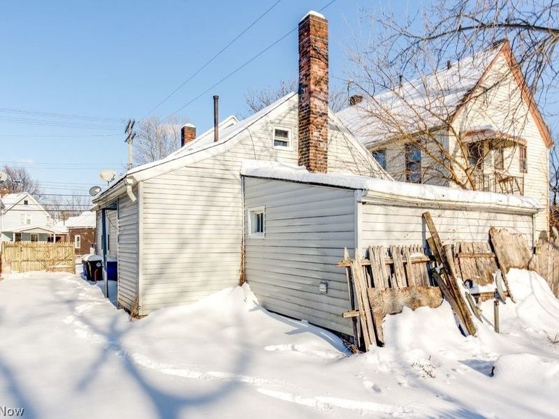 3646 Independence Road, Cleveland, OH 44105 Photo 5