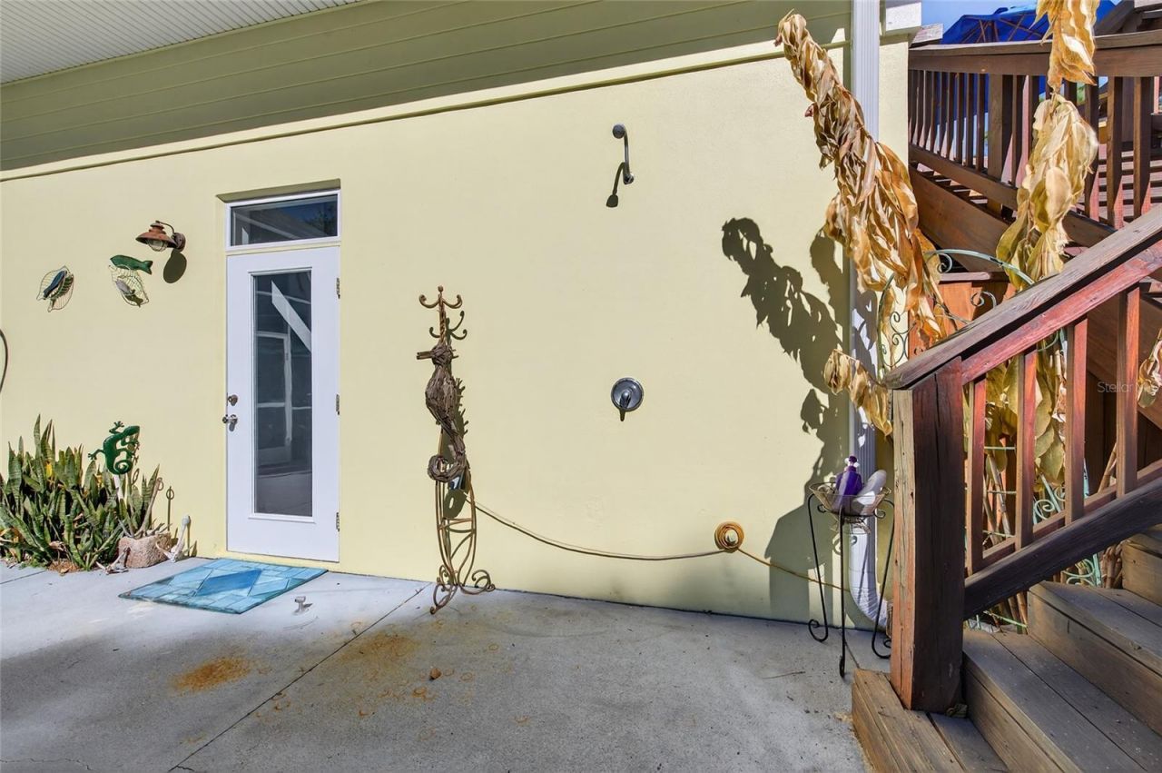 615 Art Center Avenue , New Smyrna Beach, FL 32168 Photo