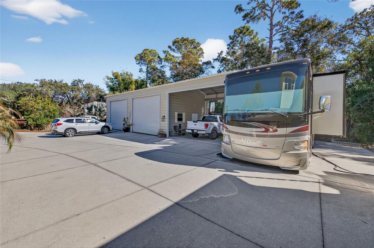 615 Art Center Avenue , New Smyrna Beach, FL 32168 Photo