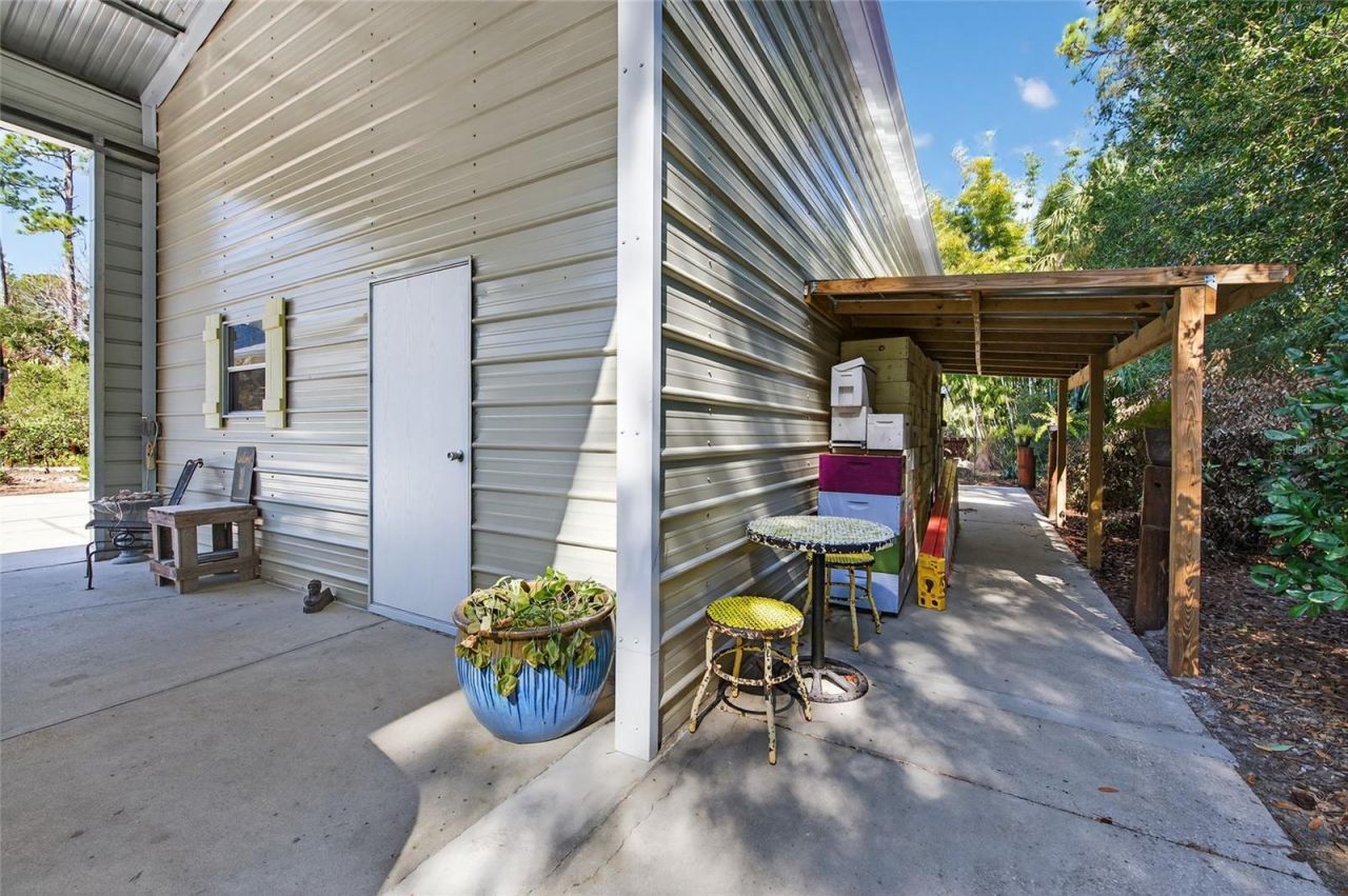 615 Art Center Avenue , New Smyrna Beach, FL 32168 Photo