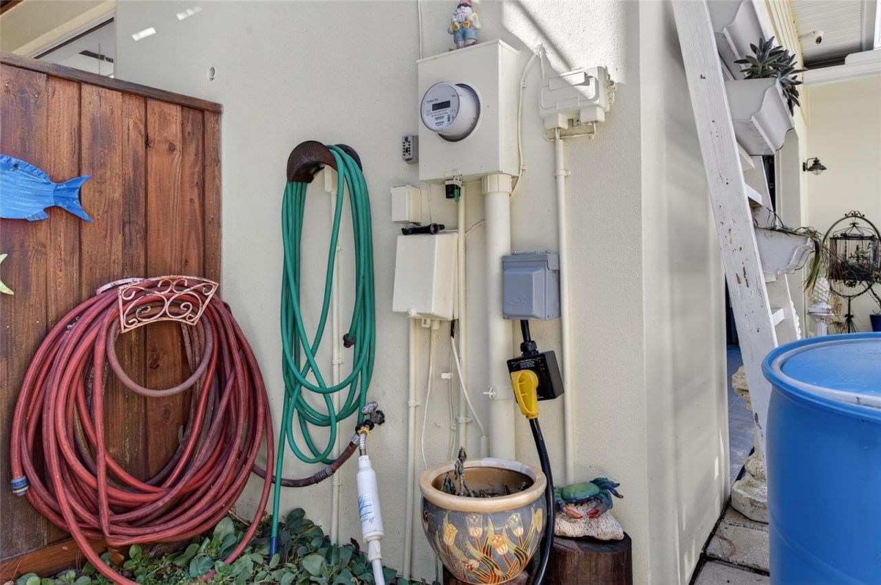 615 Art Center Avenue , New Smyrna Beach, FL 32168 Photo
