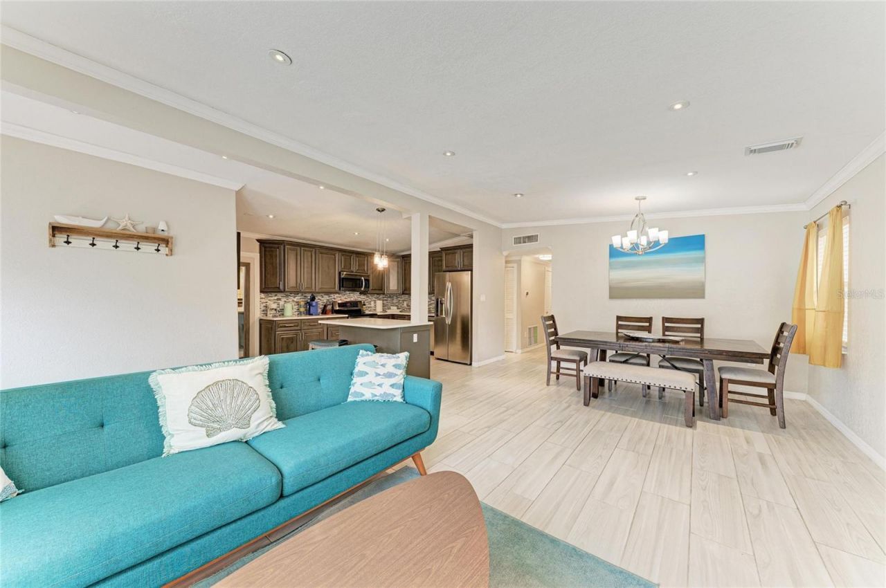 161 Suntan Avenue , Sarasota, FL 34237 Photo