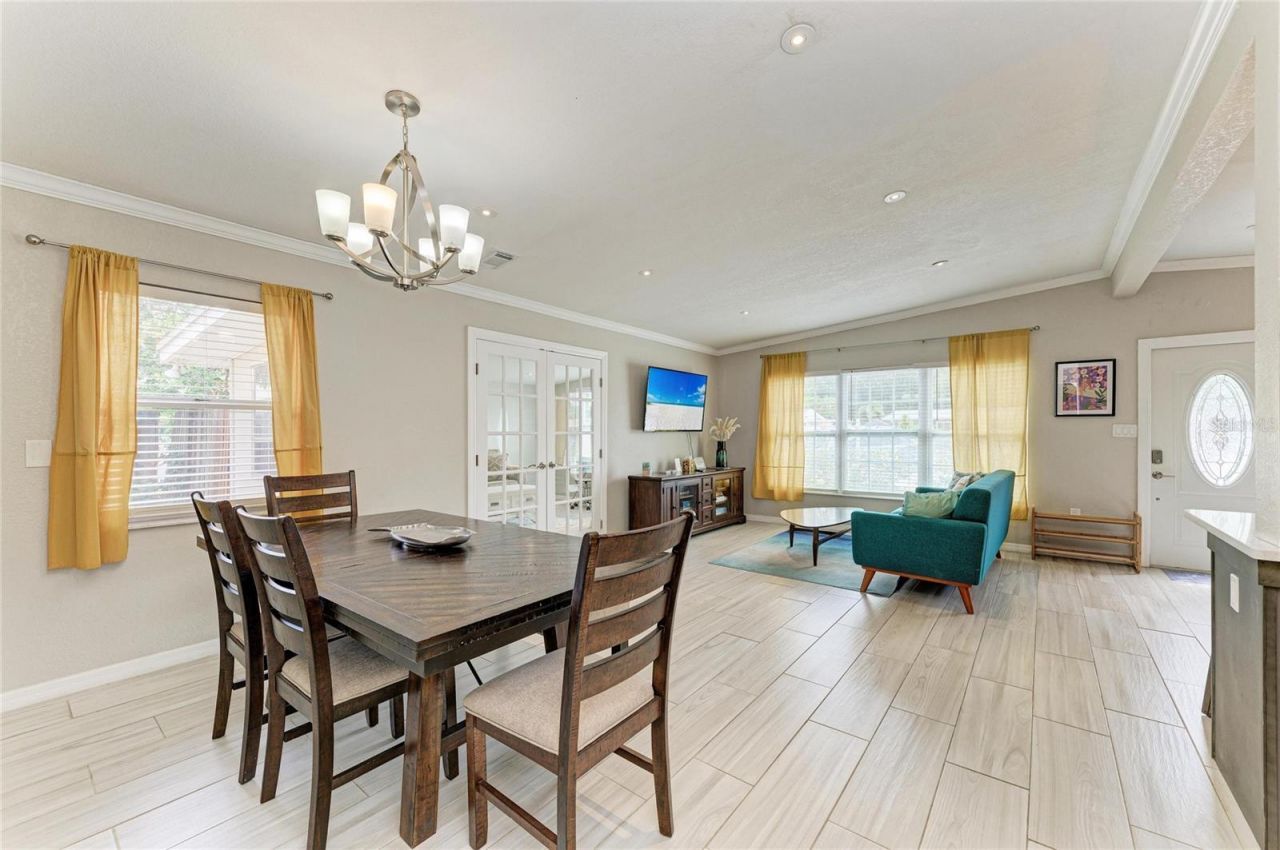 161 Suntan Avenue , Sarasota, FL 34237 Photo