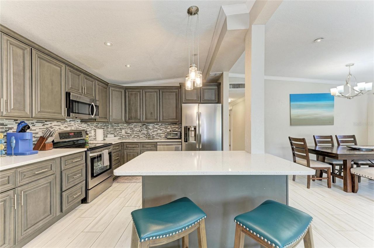 161 Suntan Avenue , Sarasota, FL 34237 Photo