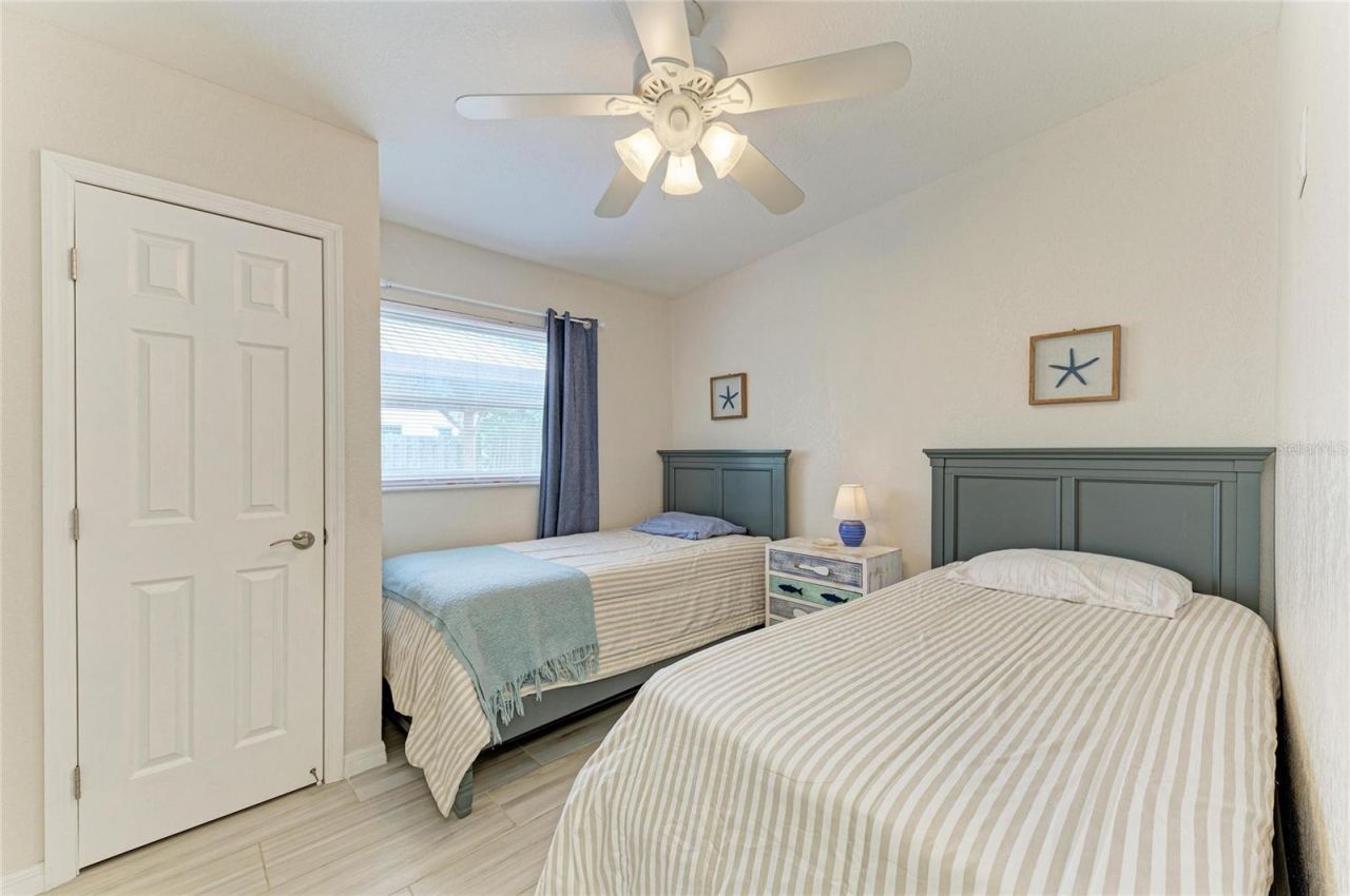 161 Suntan Avenue , Sarasota, FL 34237 Photo