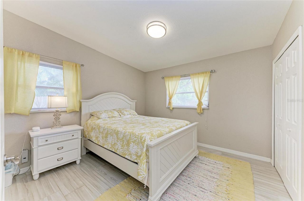 161 Suntan Avenue , Sarasota, FL 34237 Photo