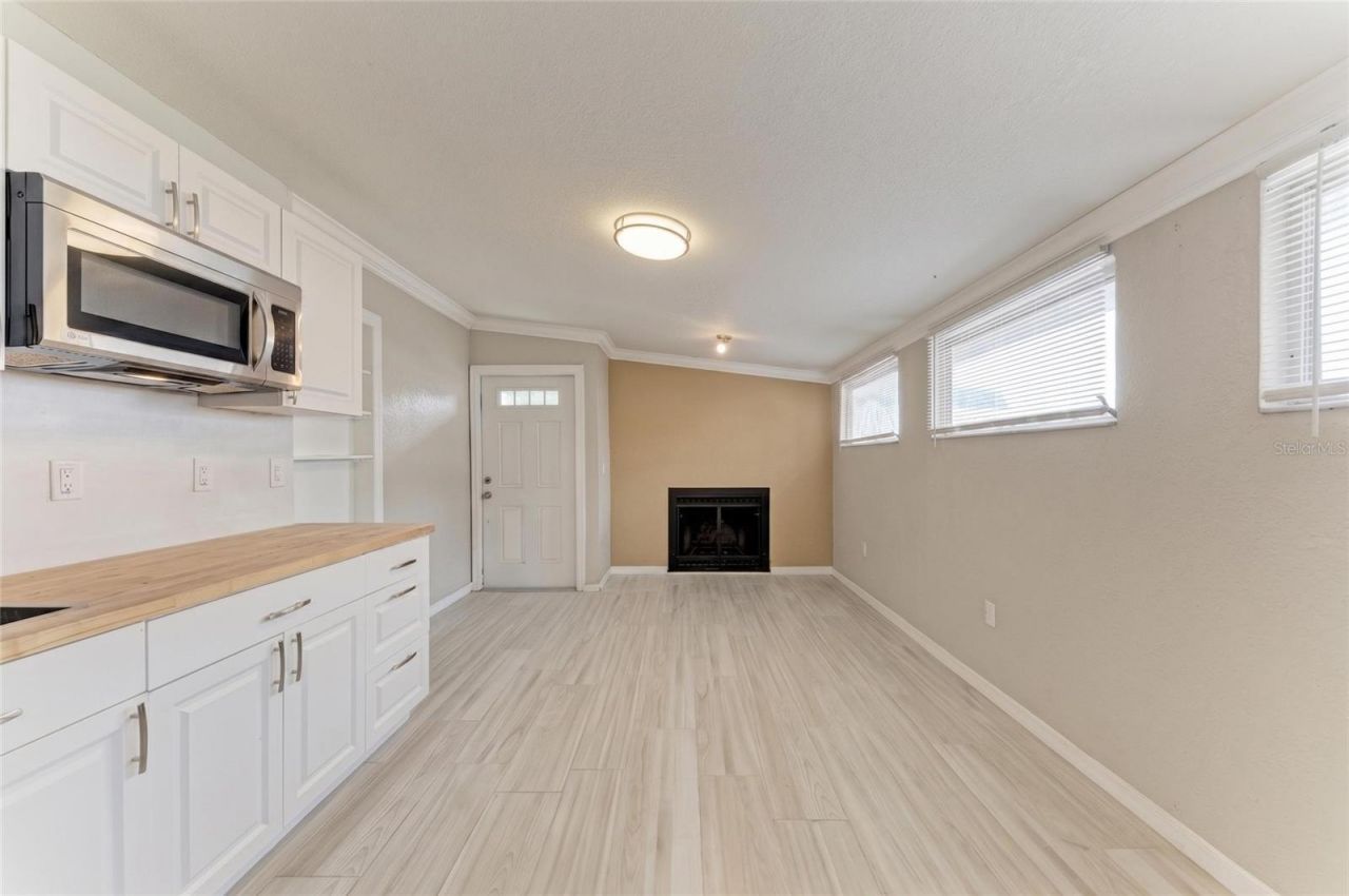 161 Suntan Avenue , Sarasota, FL 34237 Photo