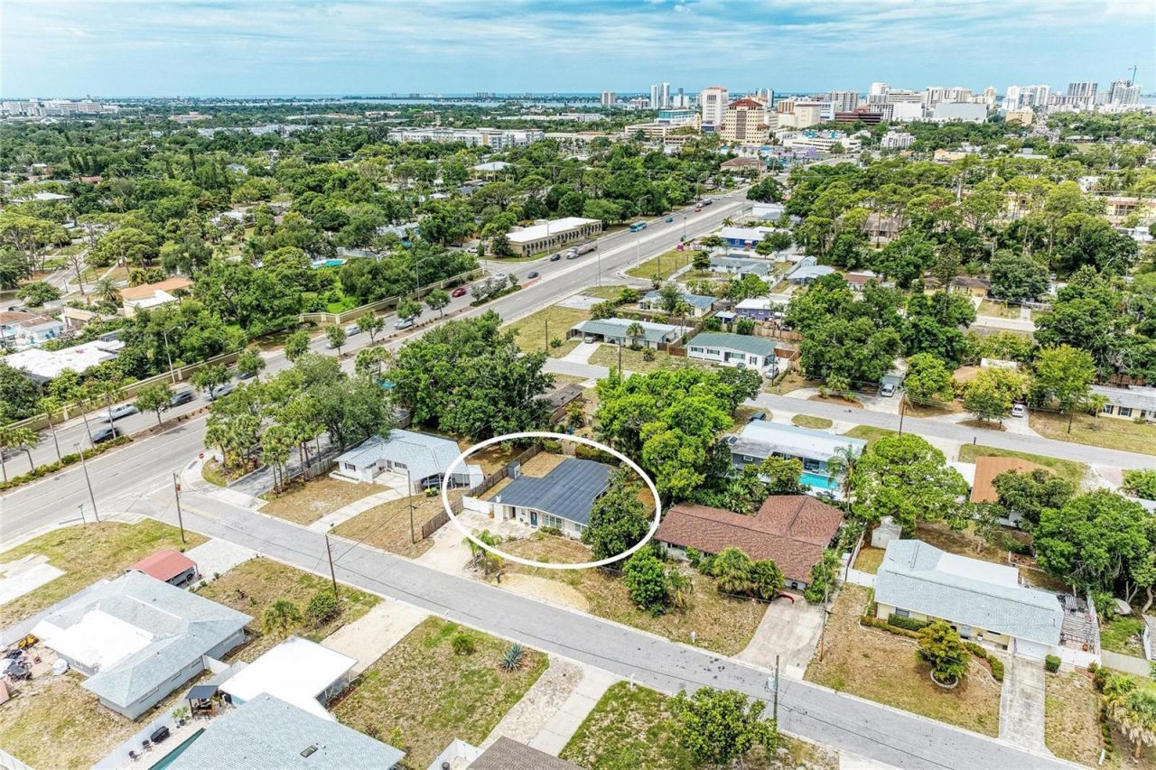 161 Suntan Avenue , Sarasota, FL 34237 Photo