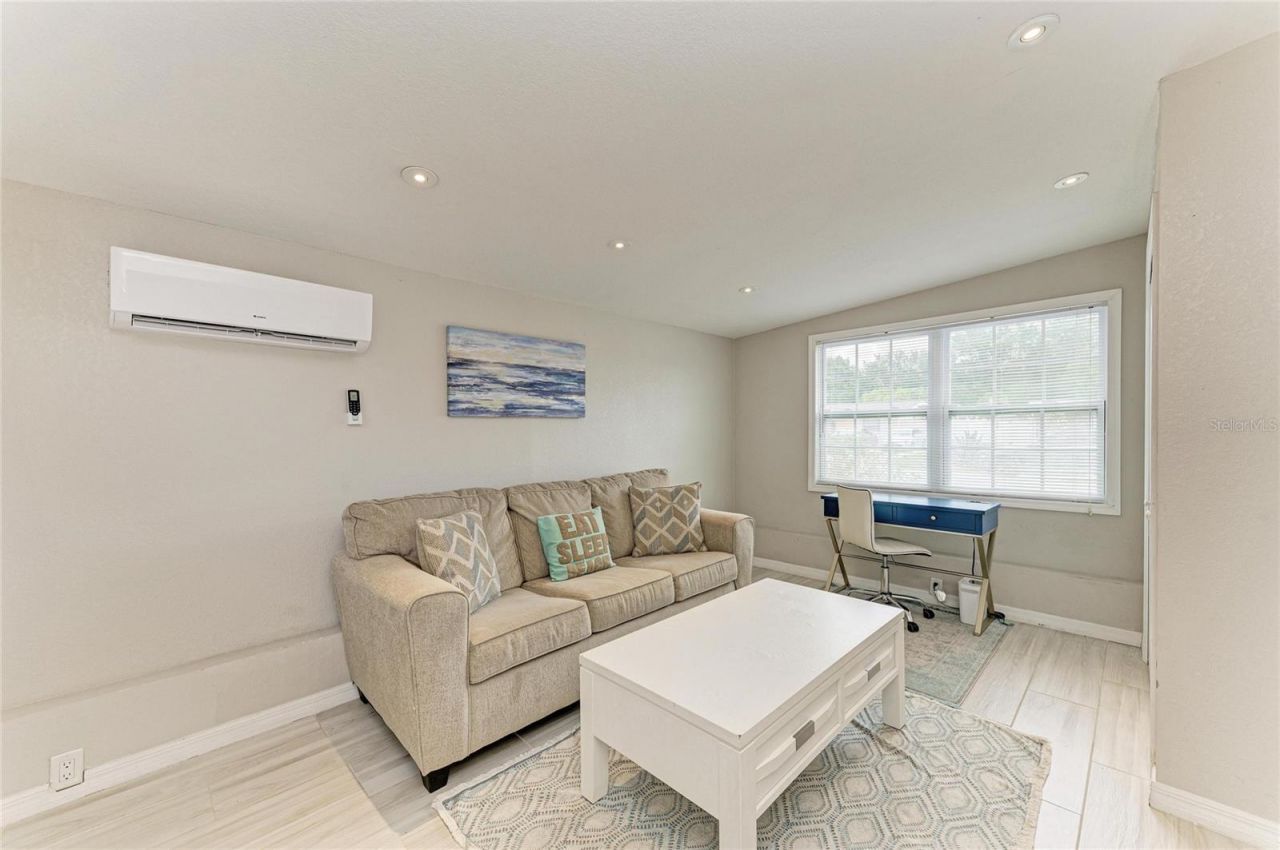 161 Suntan Avenue , Sarasota, FL 34237 Photo