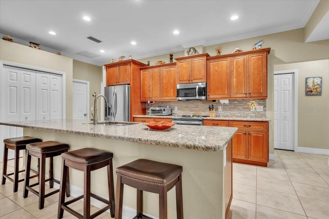 11614 SW Courtly Manor Drive , Lake Suzy, FL 34269 Photo