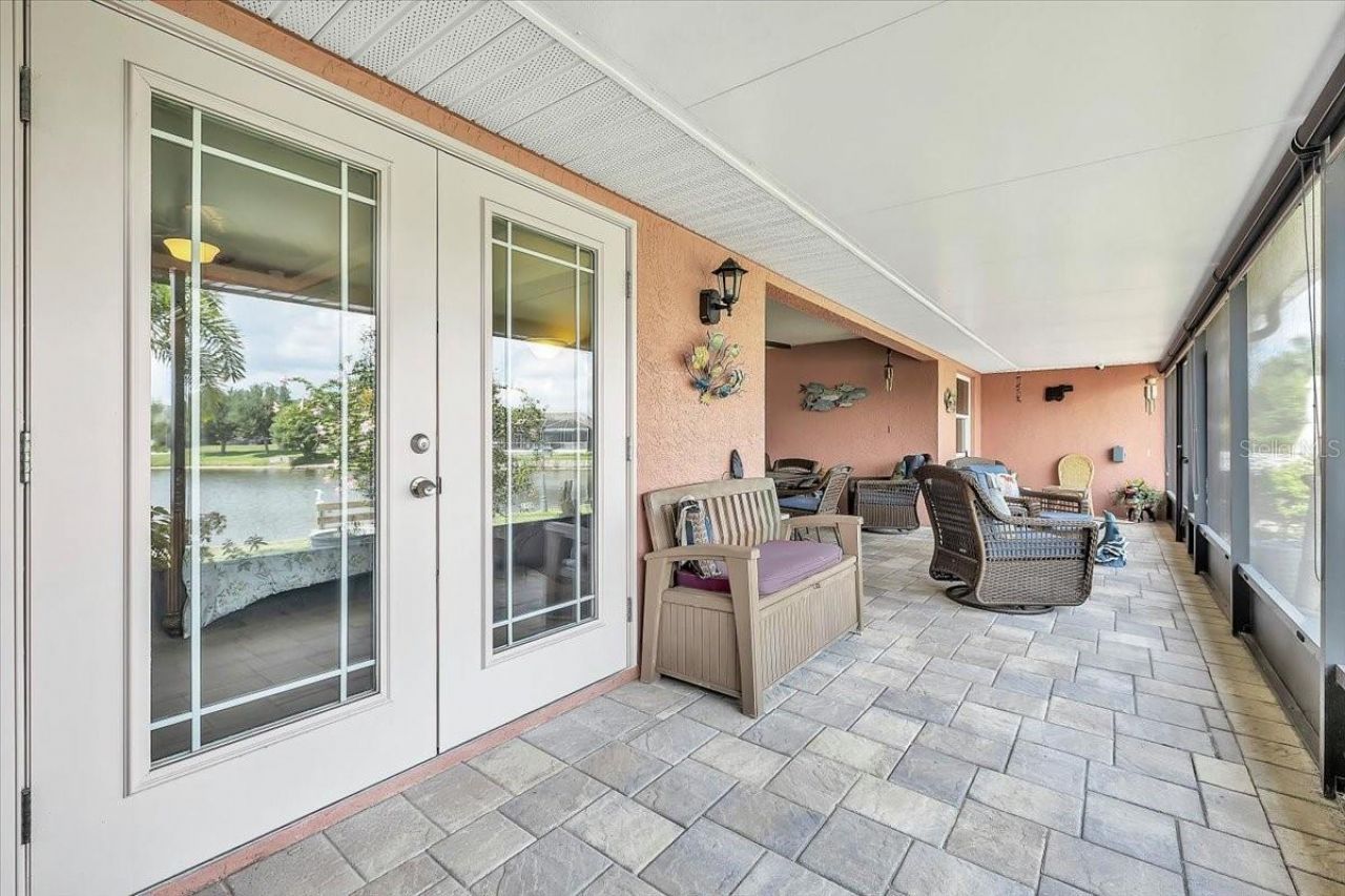 11614 SW Courtly Manor Drive , Lake Suzy, FL 34269 Photo