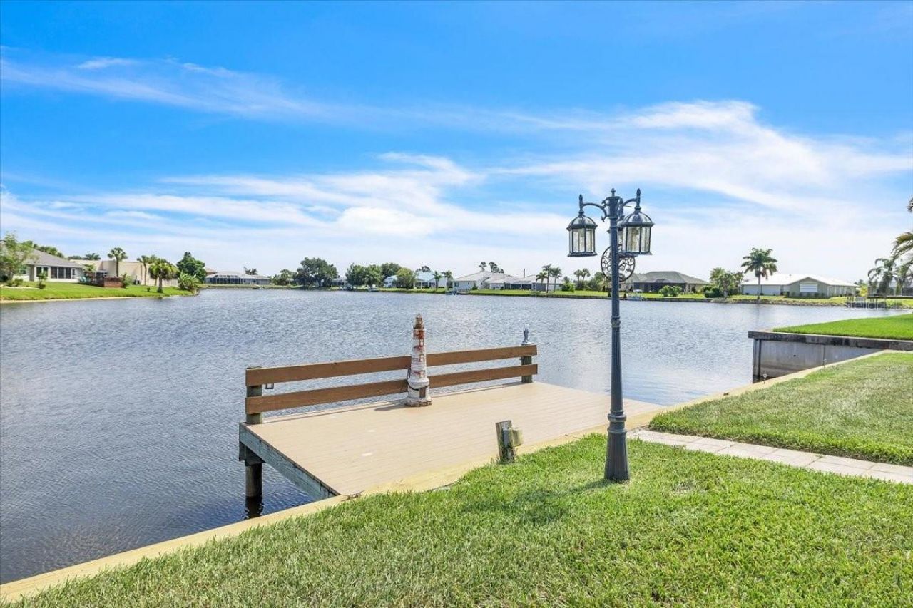 11614 SW Courtly Manor Drive , Lake Suzy, FL 34269 Photo