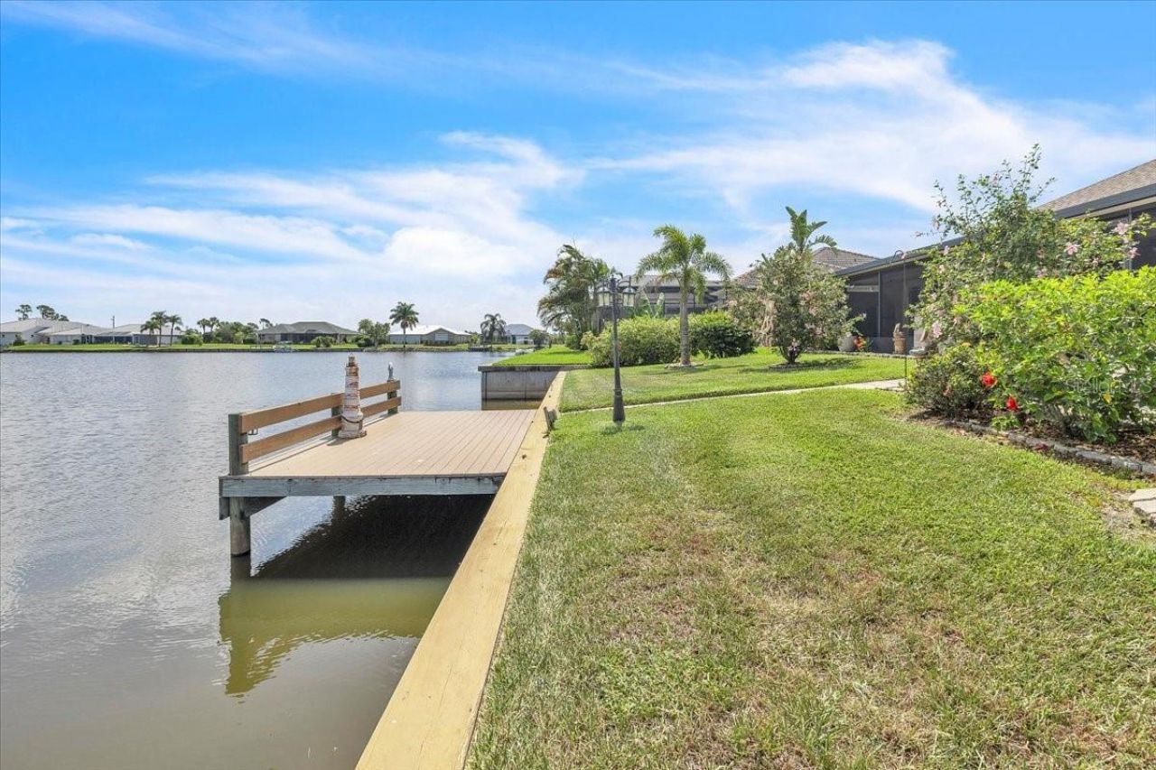 11614 SW Courtly Manor Drive , Lake Suzy, FL 34269 Photo