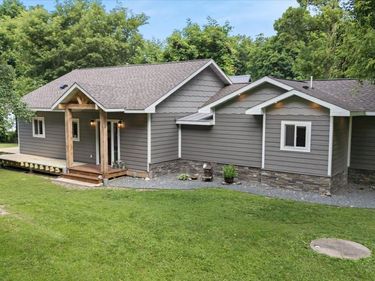 10199 Sugar Point Drive NW, Federal Dam, MN 56641