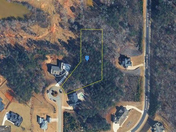 6012 Barefoot Drive, Gainesville, GA 30506
