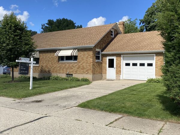 279 N State Street , Hampshire, IL 60140