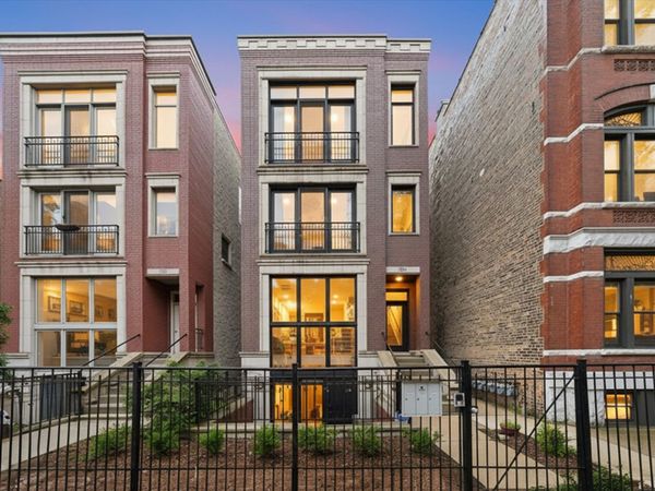 1054 N Hermitage Avenue , Unit 1, Chicago, IL 60622