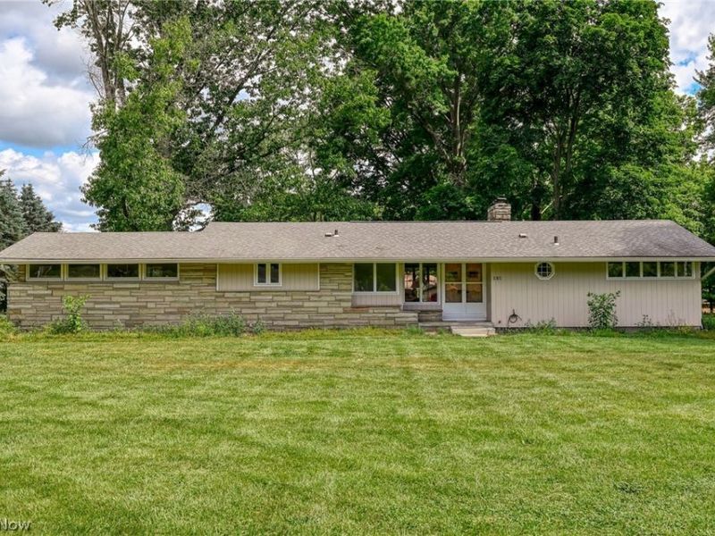 919 Robinson Avenue, Barberton, OH 44203 Photo 1