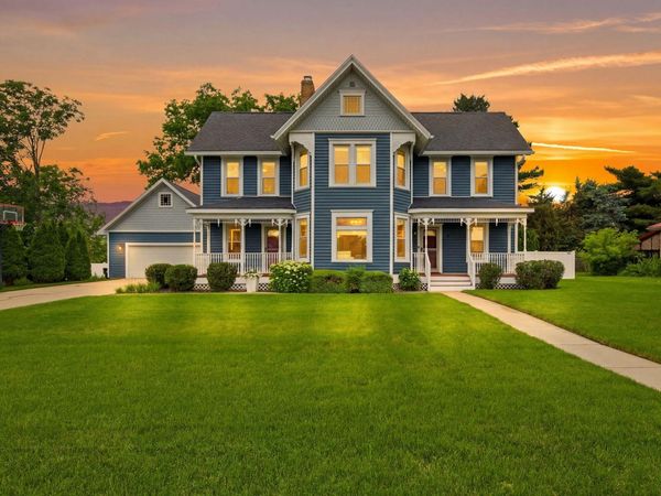 102 N Jefferson Street, Verona, WI 53593
