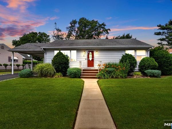 42 Donnalin Place, CLIFTON, NJ 07013