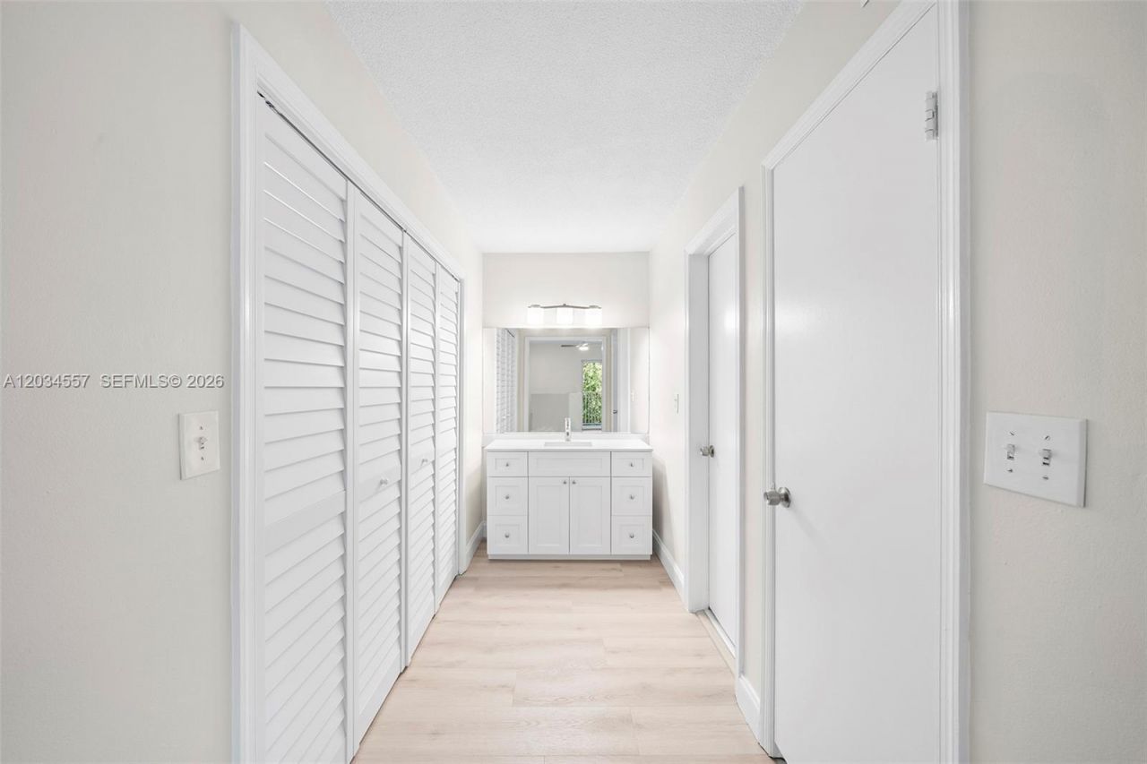 3025 Mary St, Unit 1, Miami, FL 33133 Photo
