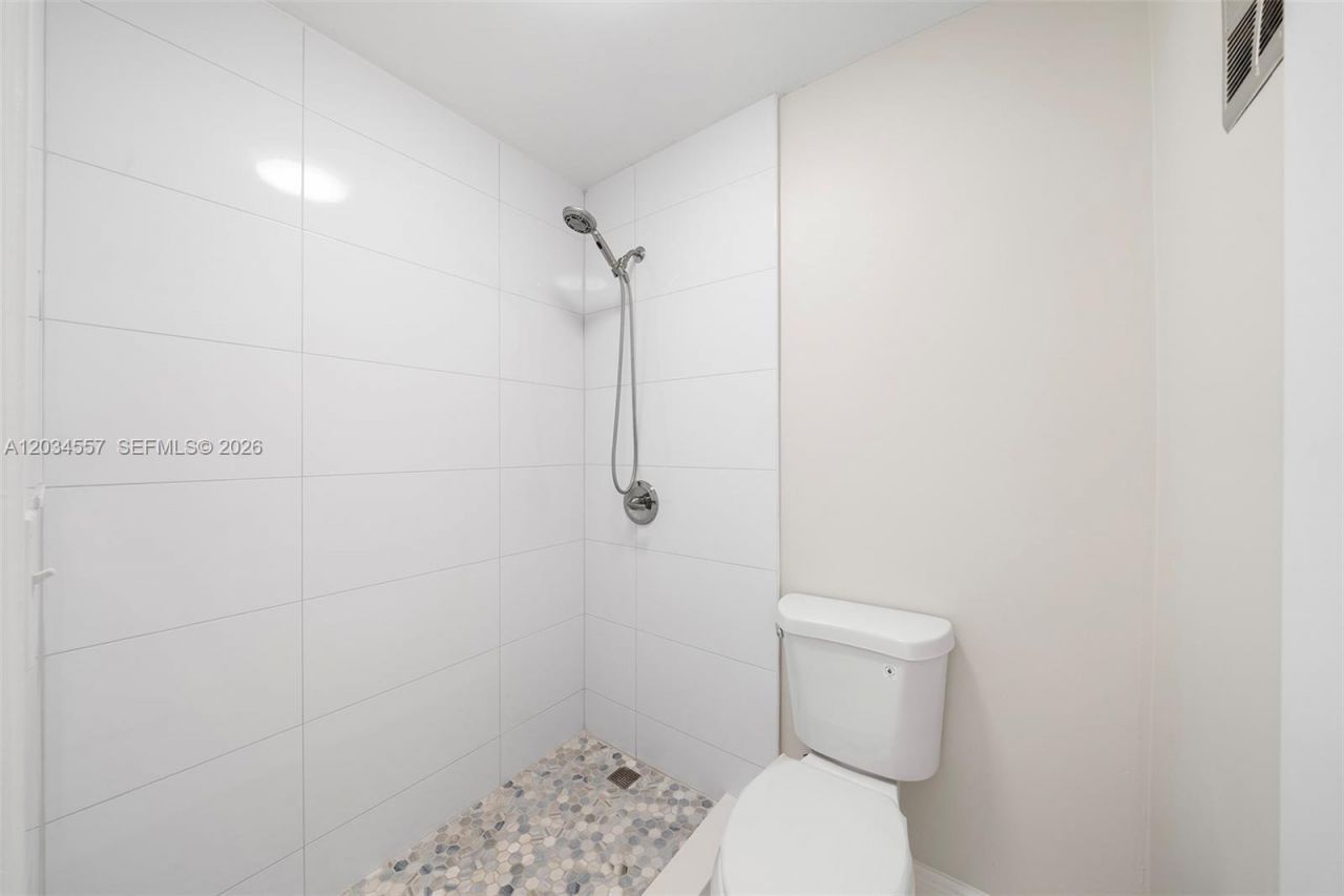 3025 Mary St, Unit 1, Miami, FL 33133 Photo