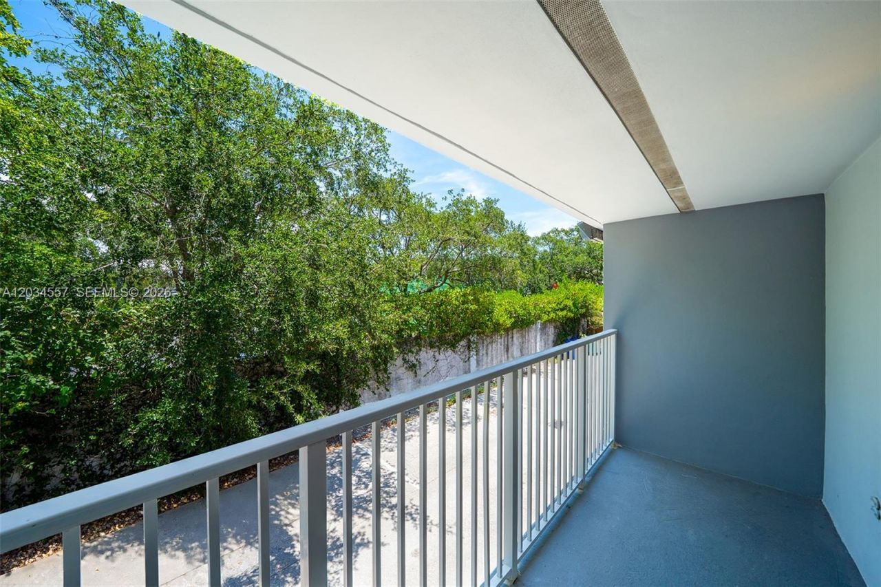 3025 Mary St, Unit 1, Miami, FL 33133 Photo