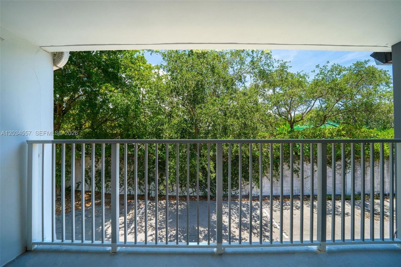 3025 Mary St, Unit 1, Miami, FL 33133 Photo