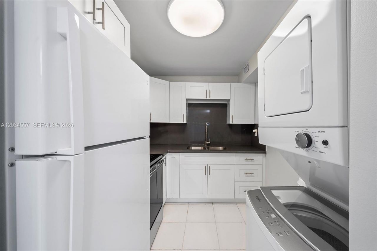 3025 Mary St, Unit 1, Miami, FL 33133 Photo