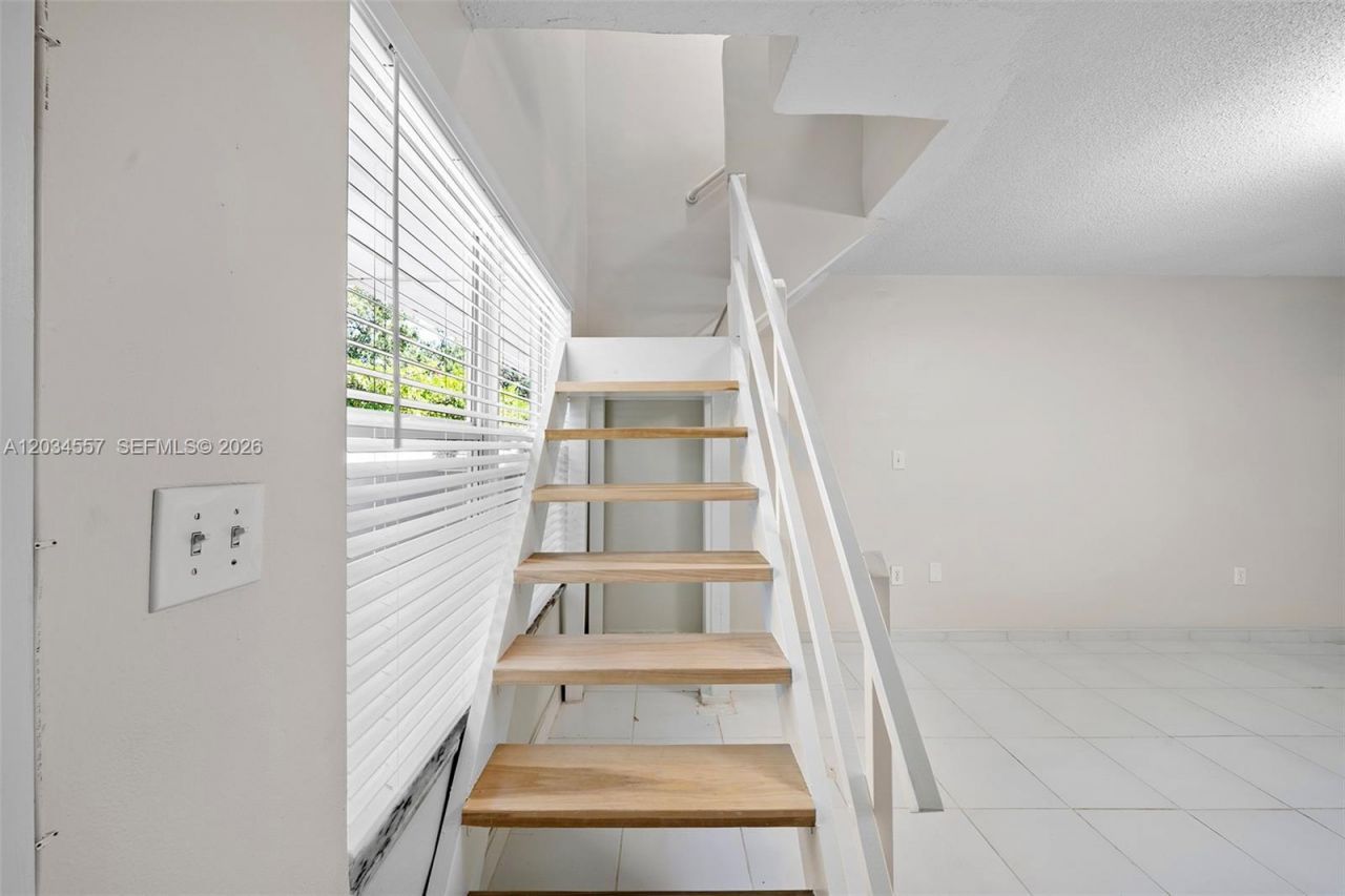 3025 Mary St, Unit 1, Miami, FL 33133 Photo