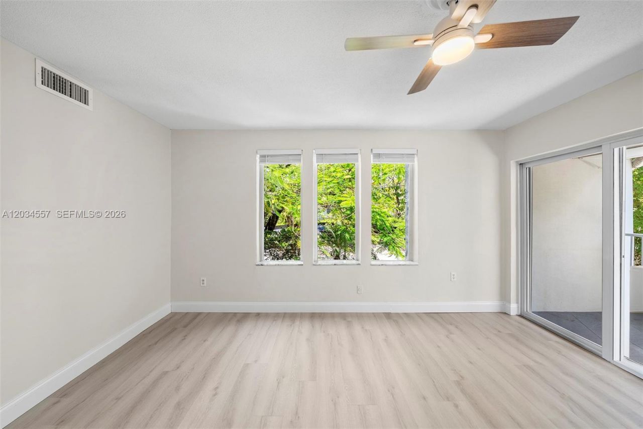 3025 Mary St, Unit 1, Miami, FL 33133 Photo
