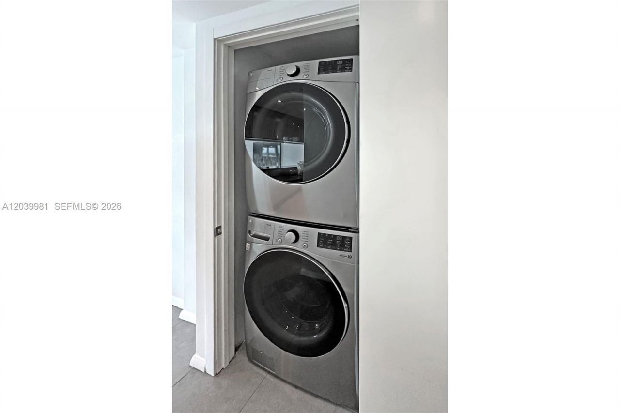 540 West Ave , Unit 2114, Miami Beach, FL 33139 Photo