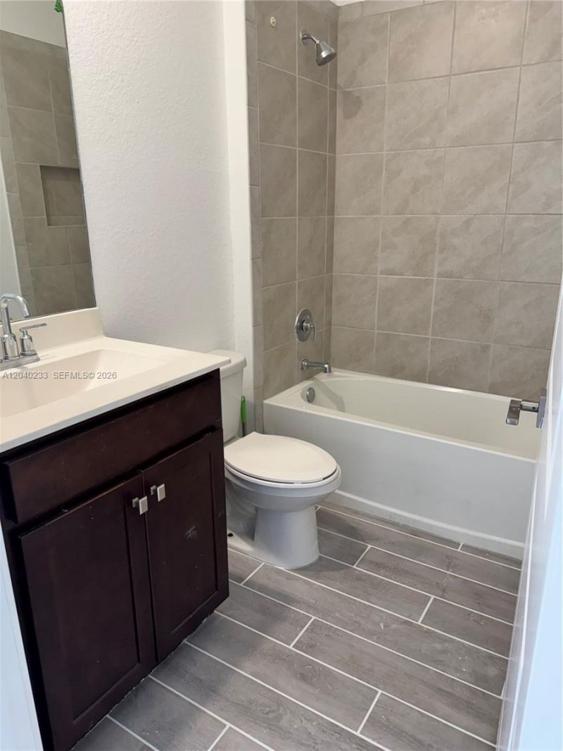 1019 SE 24th Ter, Homestead, FL 33035 Photo