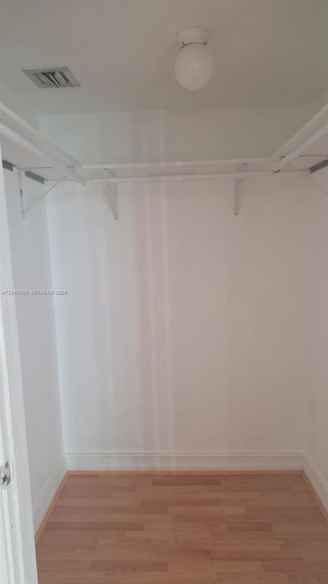 1080 99th St, Unit 323, Bay Harbor Islands, FL 33154 Photo