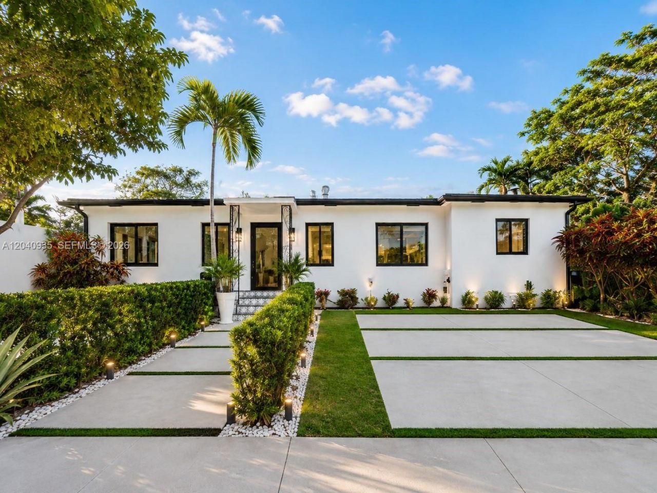 375 SW 32nd Rd, Miami, FL 33129 Photo