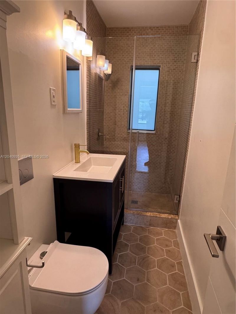 375 SW 32nd Rd, Miami, FL 33129 Photo