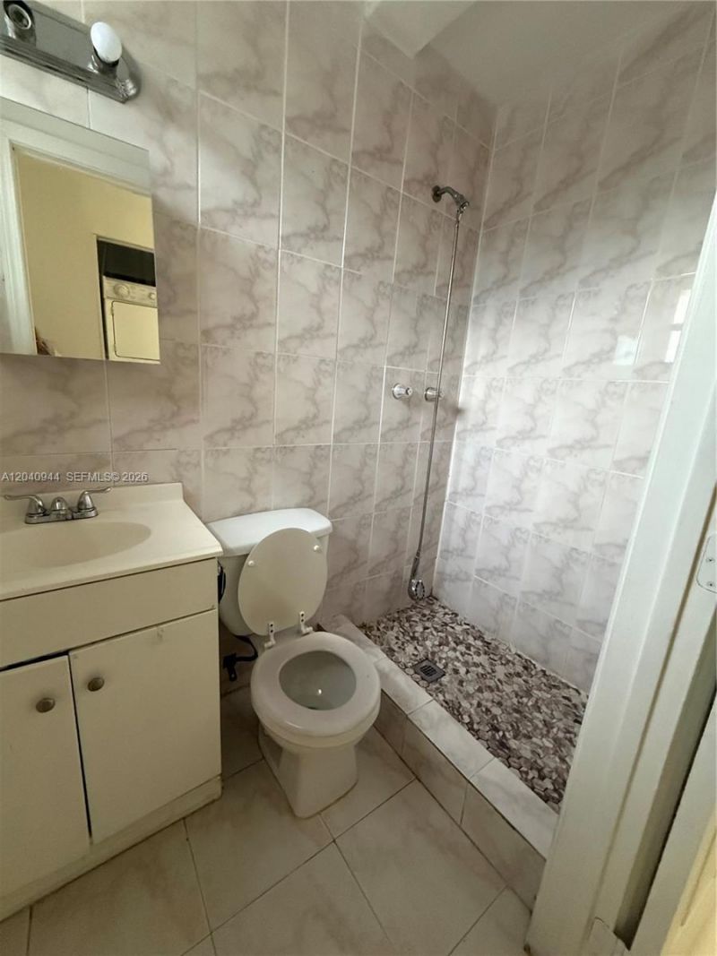 300 SW 9th Ave, Unit A, Hallandale Beach, FL 33009 Photo