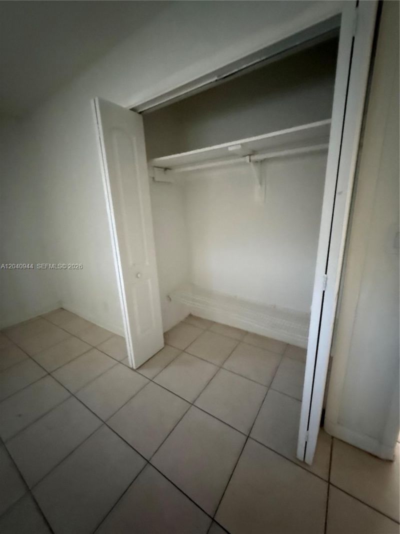 300 SW 9th Ave, Unit A, Hallandale Beach, FL 33009 Photo