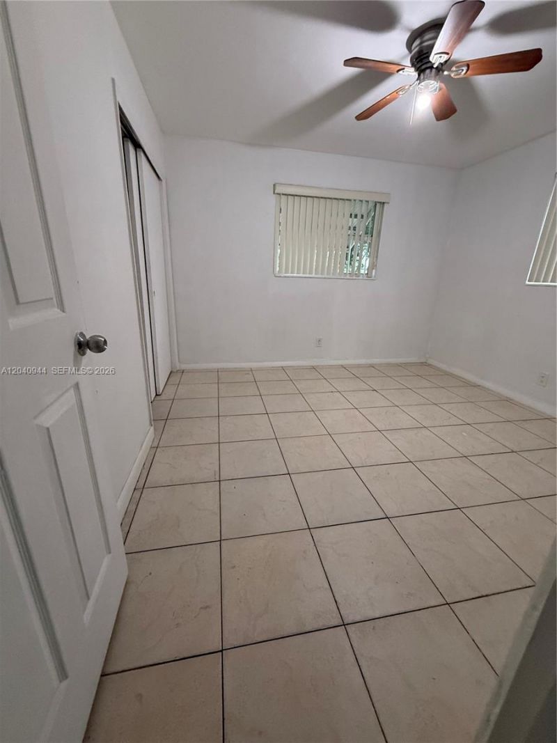 300 SW 9th Ave, Unit A, Hallandale Beach, FL 33009 Photo